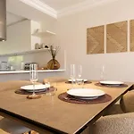 Apartmán Charming In Aloha Hill Club With Pools & *
