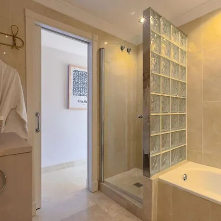 Charming In Aloha Hill Club With Pools & * Marbella