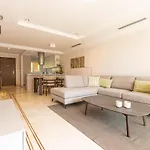 Charming In Aloha Hill Club With Pools & Marbella