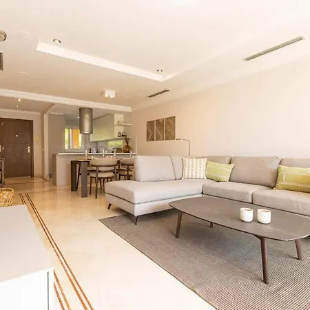 Charming In Aloha Hill Club With Pools & Μαρμπέλλα