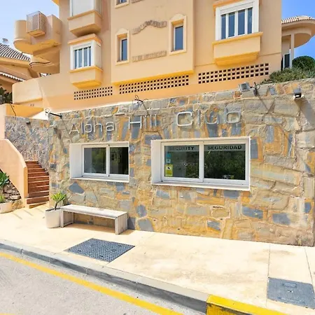 Charming In Aloha Hill Club With Pools & Marbella