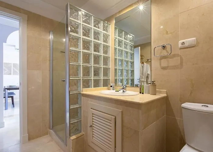 Charming In Aloha Hill Club With Pools &