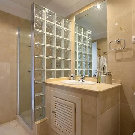 Charming In Aloha Hill Club With Pools &