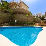 Charming In Aloha Hill Club With Pools &