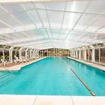 Charming In Aloha Hill Club With Pools & 아파트